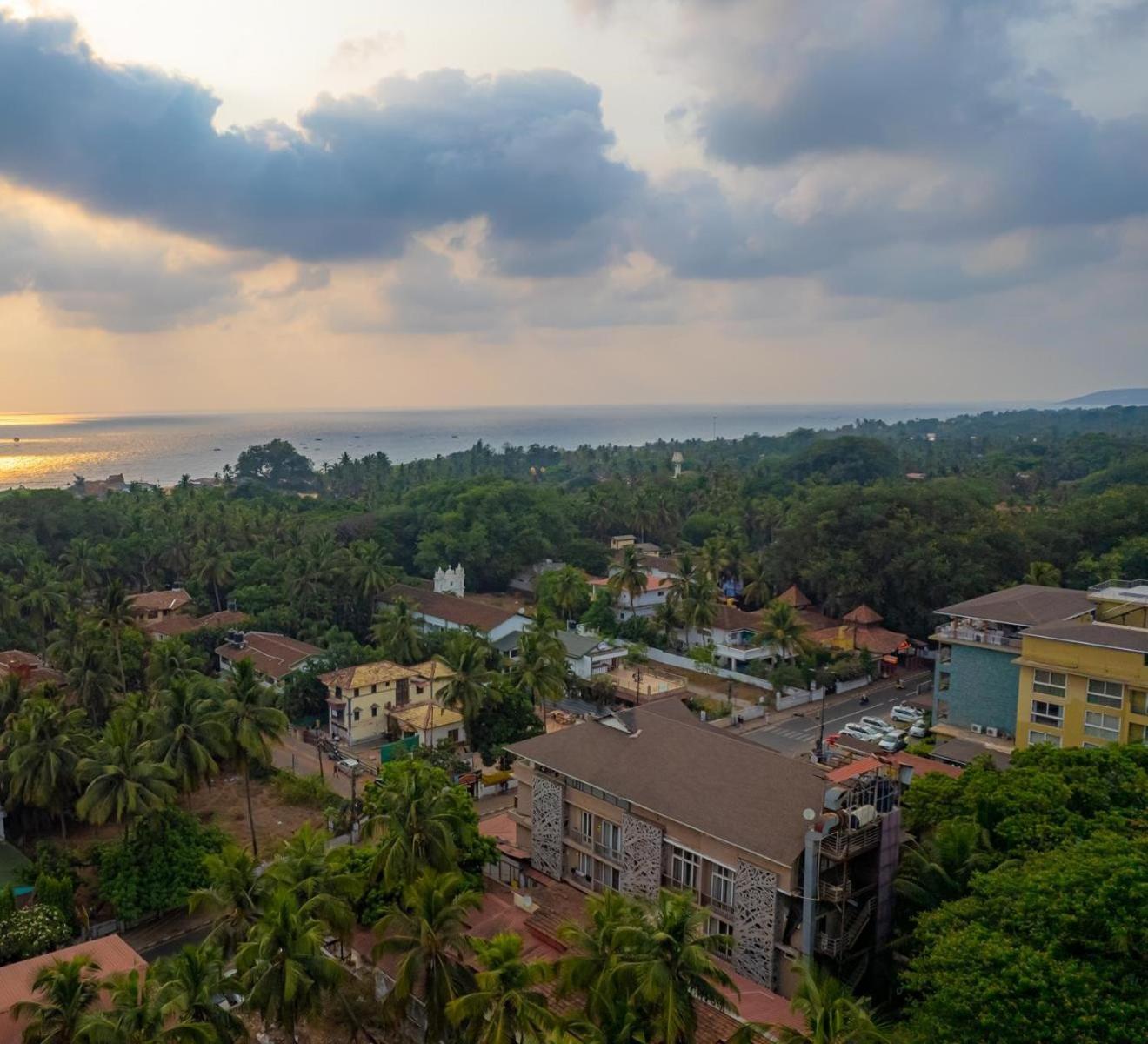 Hotel Riva Gold Coast Candolim Exterior foto